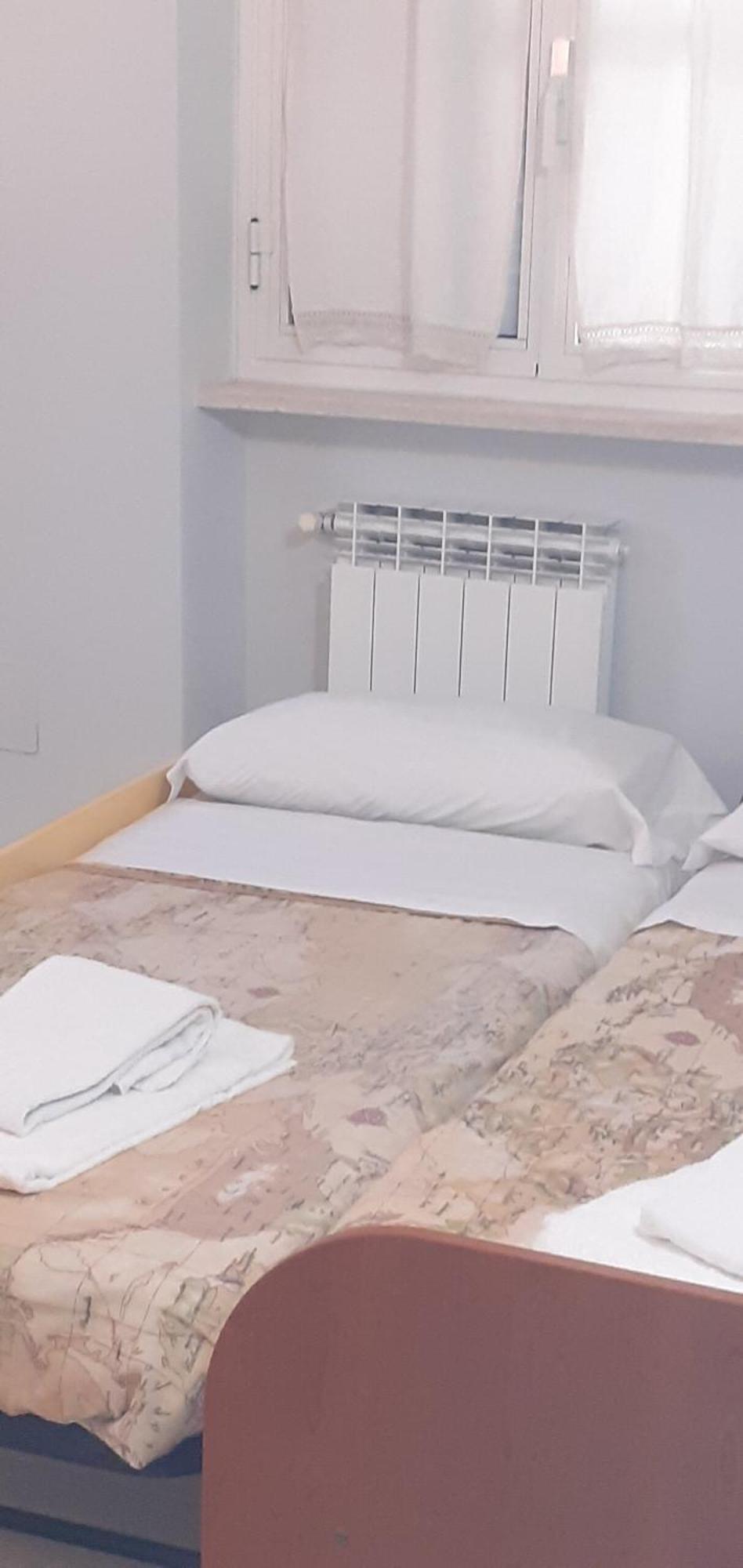 ア カサ トゥア オスティア・アンティカアパートメント 部屋 写真